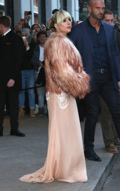 lady gaga a parigi